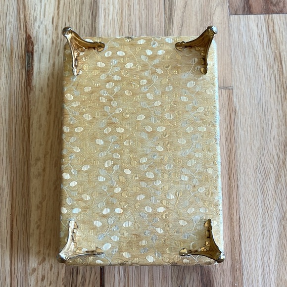 Sarah Coventry Jewelry Box Vintage Gold - Picture 6 of 7